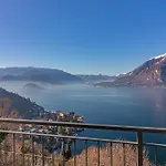 Sunny Varenna *