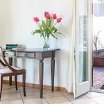 Sunny Varenna Apartman *