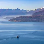 Sunny Varenna Apartman Perledo