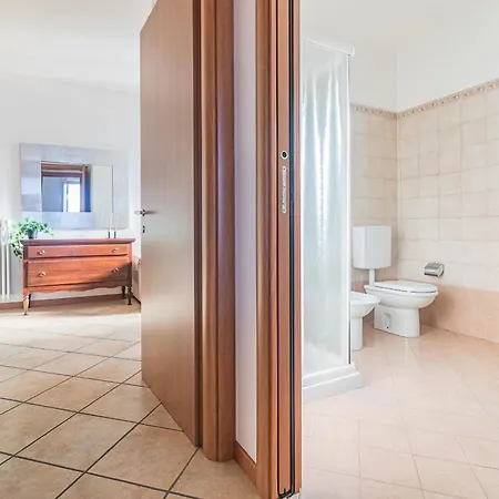 Sunny Varenna Apartment Perledo