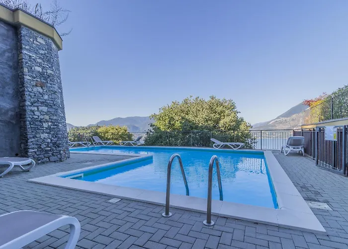 アパート Sunny Varenna ペルレード